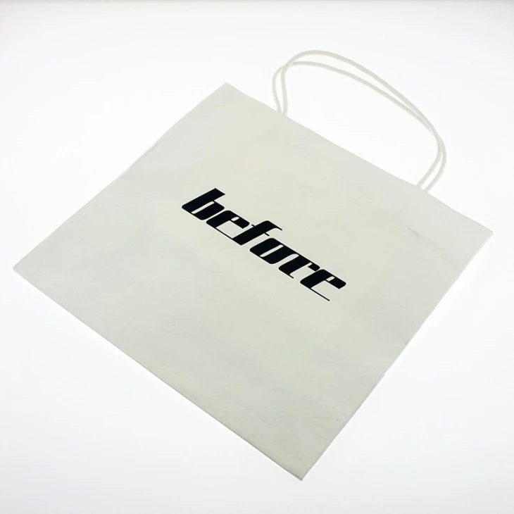 White Kraft Paper Bags For Packing Garment